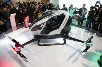 Dünyanın ilk insan taşıyabilen drone modeli