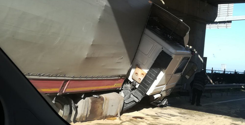 Trabzon’da feci kaza! Felaketten dönüldü