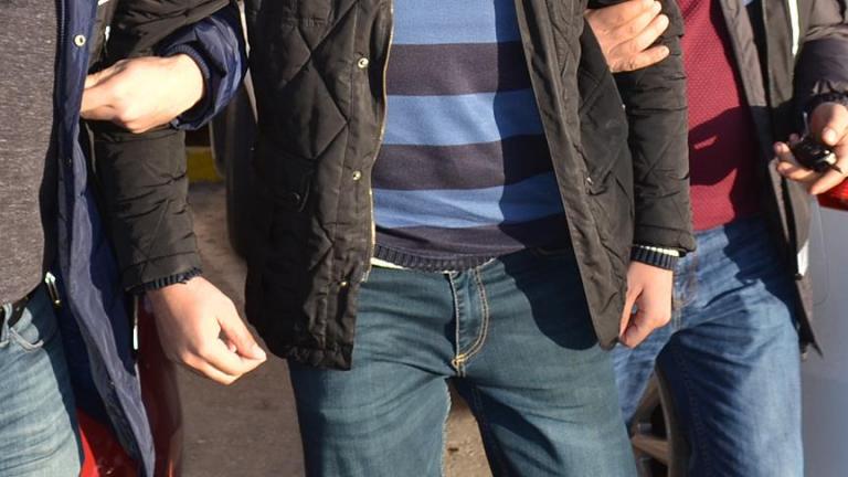 Trabzon’da DEAŞ ile bağlantısı bulunduğu iddiasıyla 2 kişi sınır dışı edildi