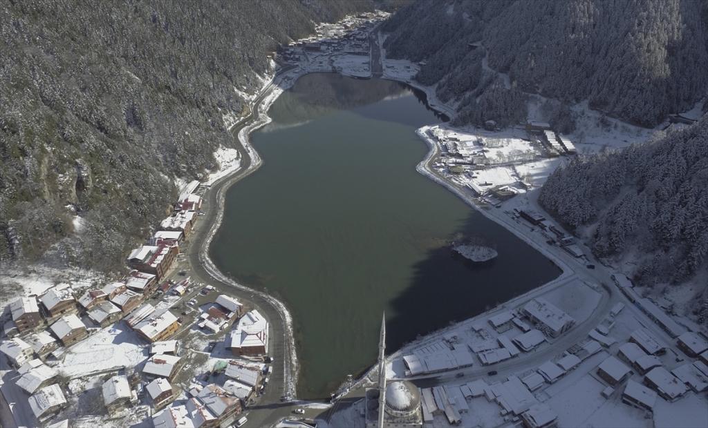 Doğu Karadeniz’in seyir teraslarında manzara keyfi