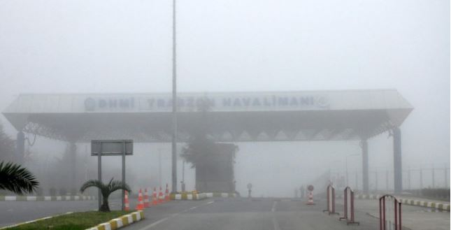 Trabzon’da sis nedeniyle bazı uçak seferleri iptal edildi