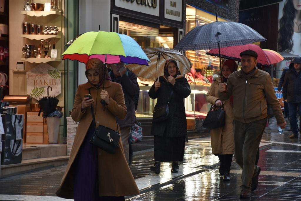 Trabzon’da yağmur