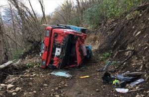 Trabzon’da vinç devrildi: 1 ölü, 1 yaralı