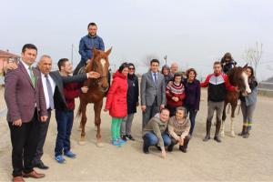 Arsin At Çiftliğinde Anlamlı Buluşma