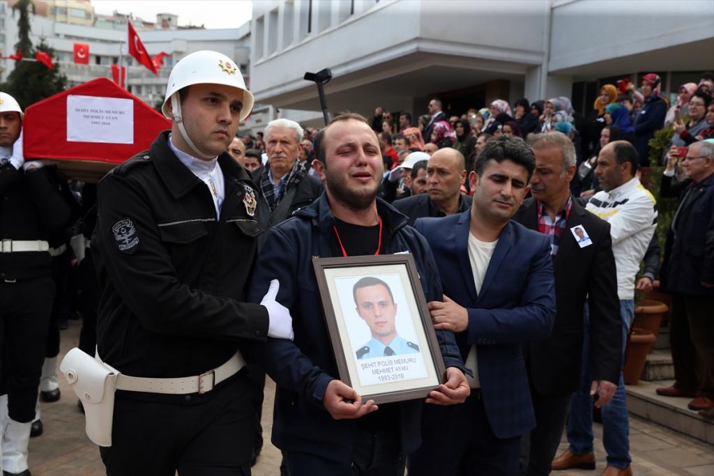Trabzon’da şehit polis son yolculuğuna uğurlanıyor