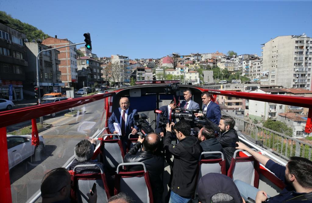 Başkan Gümrükçüoğlu 4 yılını anlattı