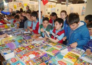 Trabzon’da 5.’si düzenlen Karadeniz’in en büyük kitap fuarı sona erdi