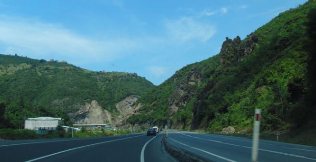 Trabzon’da bu yolda çalışma var