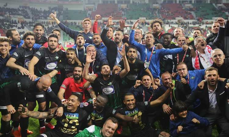 Trabzonspor’dan giden başarısına başarı ekliyor