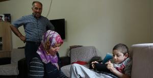 Trabzonlu Çift Hayatlarını Engelli Evlatlarına Adadılar