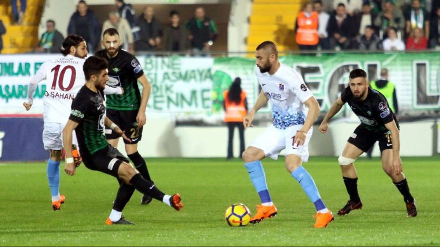 Trabzonspor, Akhisarspor karşısında ilk peşinde