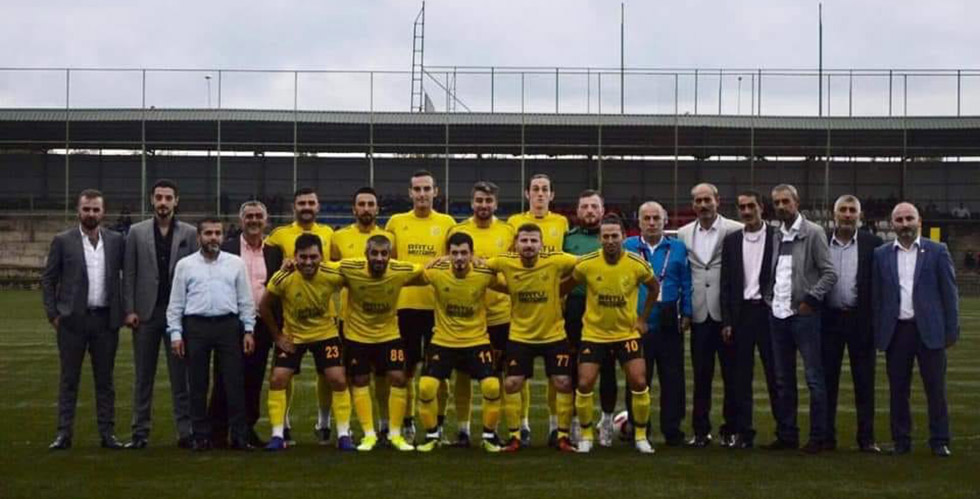 Arsin F.K nın liderlik keyfi