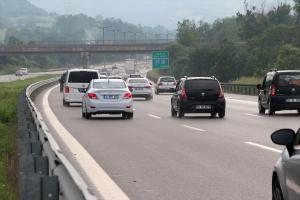 Bayram tatili dönüş trafiği başladı