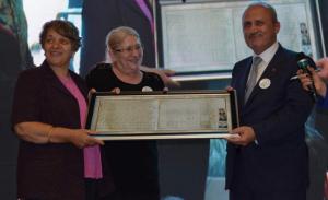 Bakan Turhan’a ilkokul öğretmeninden sürpriz