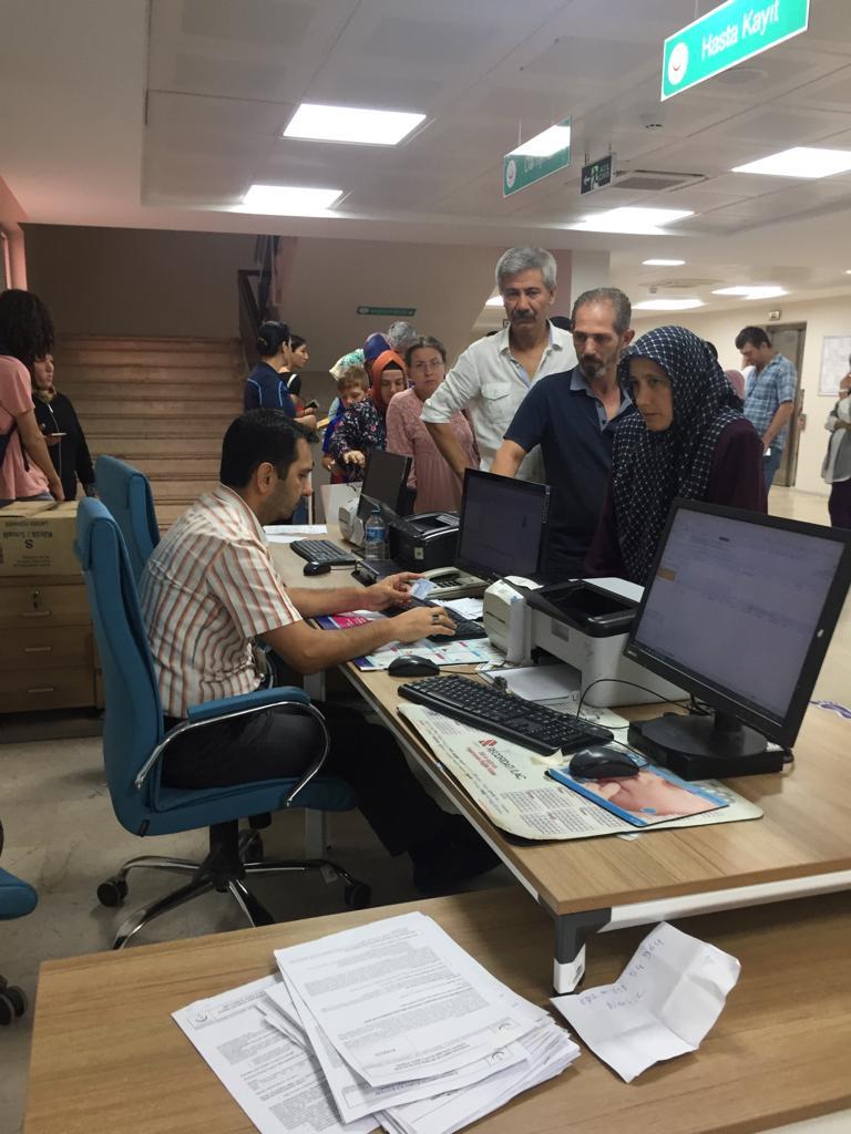 Numune Hastanesi’nde sıra isyanı!