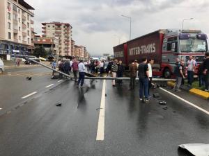 Arsin’de duramayan tır felakete yol açıyordu