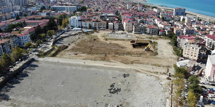 Trabzon’da Millet Bahçesi’nin yapımı için ilk kazma vuruldu!