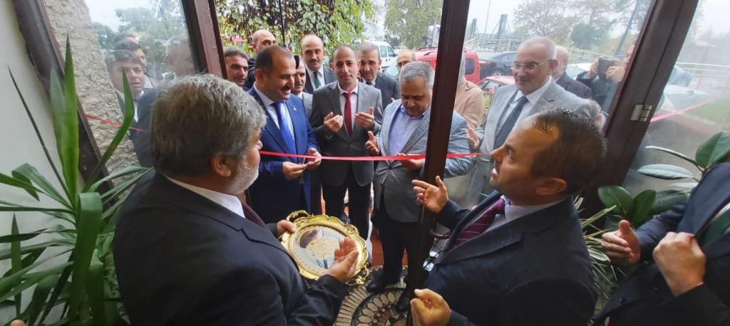 Arsin Muhtarlar Derneğinin yeni yeri Arsin Belediye binasında açıldı