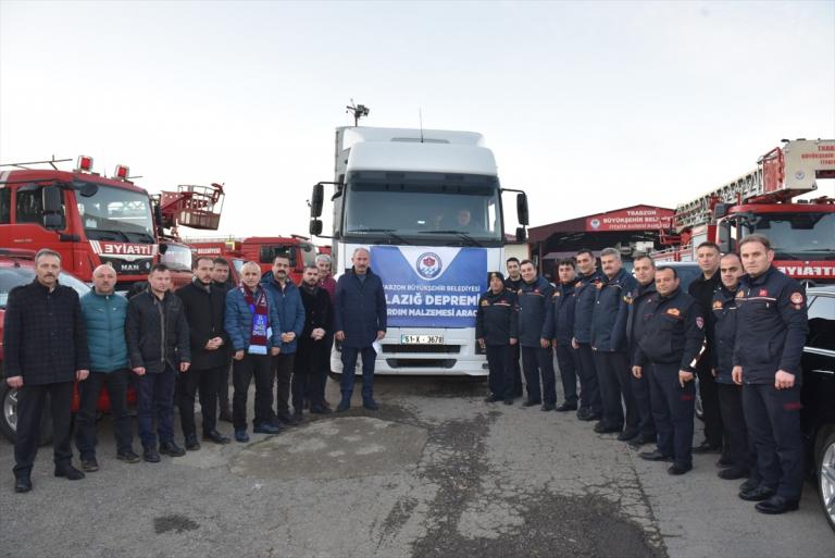 Trabzon’dan Elazığ’daki deprem bölgesine ekip ve yardım desteği
