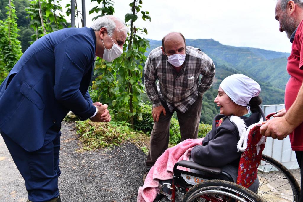 Başkan Zorluoğlu Of İlçesinde İncelemelerde Bulundu