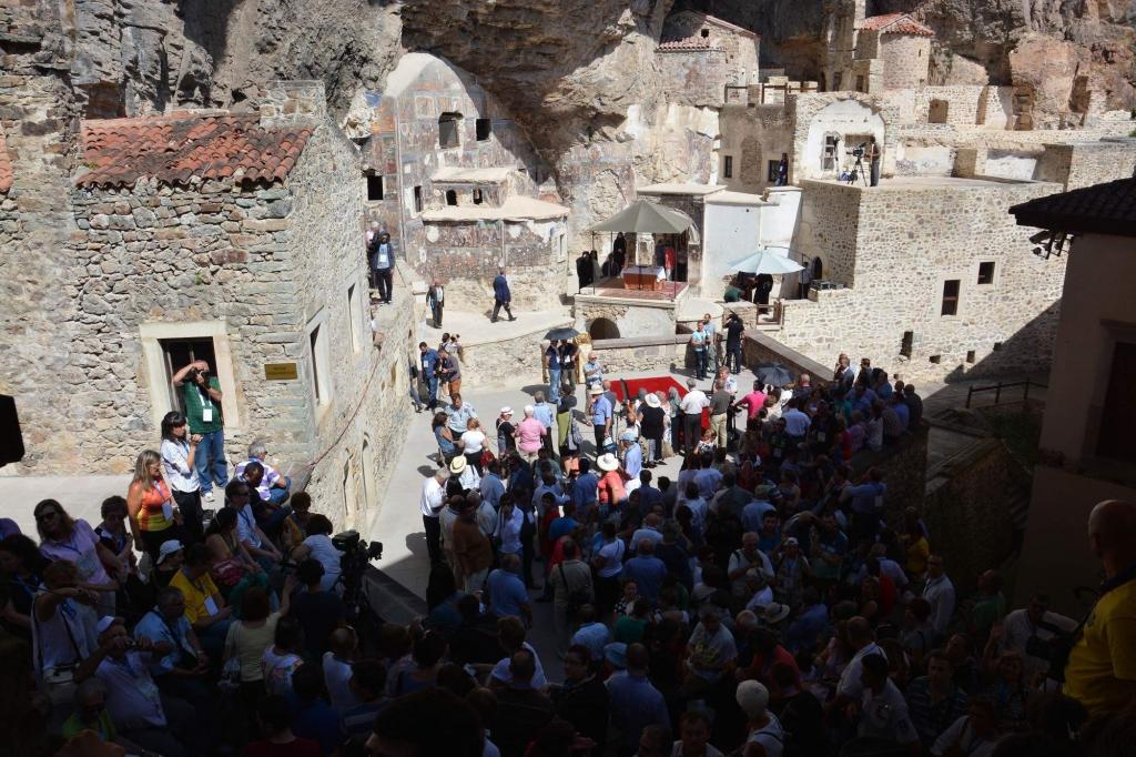 Sümela Manastırı’nda 5 yıl aradan sonra ilk ayin 15 Ağustos’ta gerçekleştirilecek