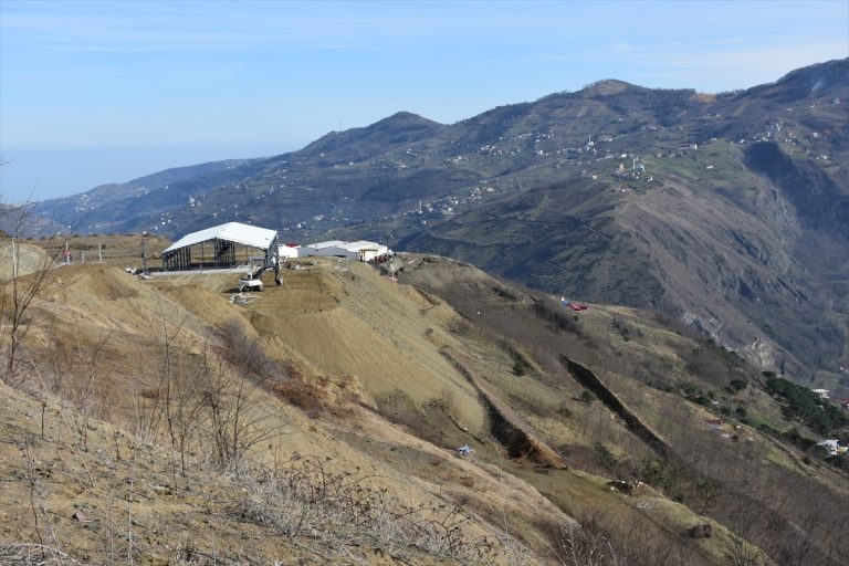 Sanayi bölgesine dikilecek fidanlar erozyonu önleyerek yöre halkına ek gelir sağlayacak