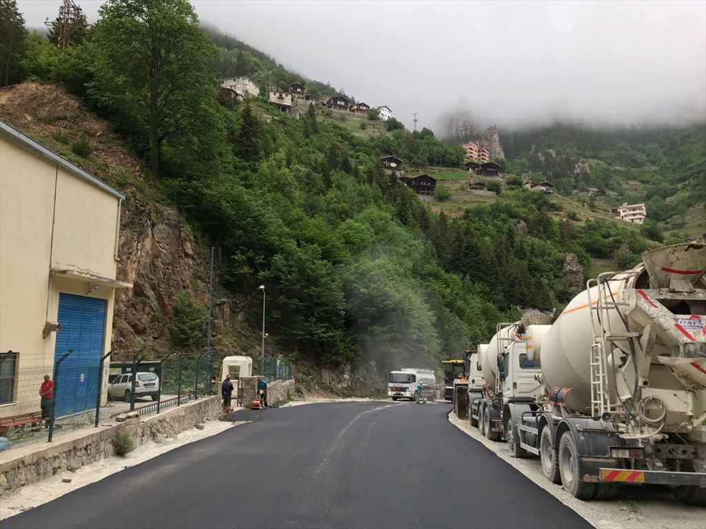 Trabzon’da altyapı çalışmaları devam ediyor