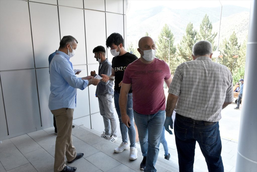 Trabzon’da YKS’nin ikinci oturumu AYT heyecanı