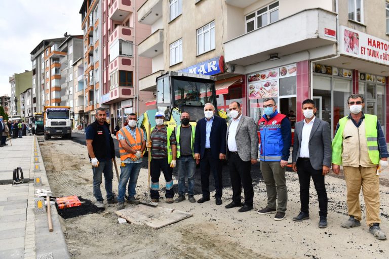 BAŞKAN ZORLUOĞLU ARSİN’DE ÜSTYAPI ÇALIŞMALARINI İNCELEDİ