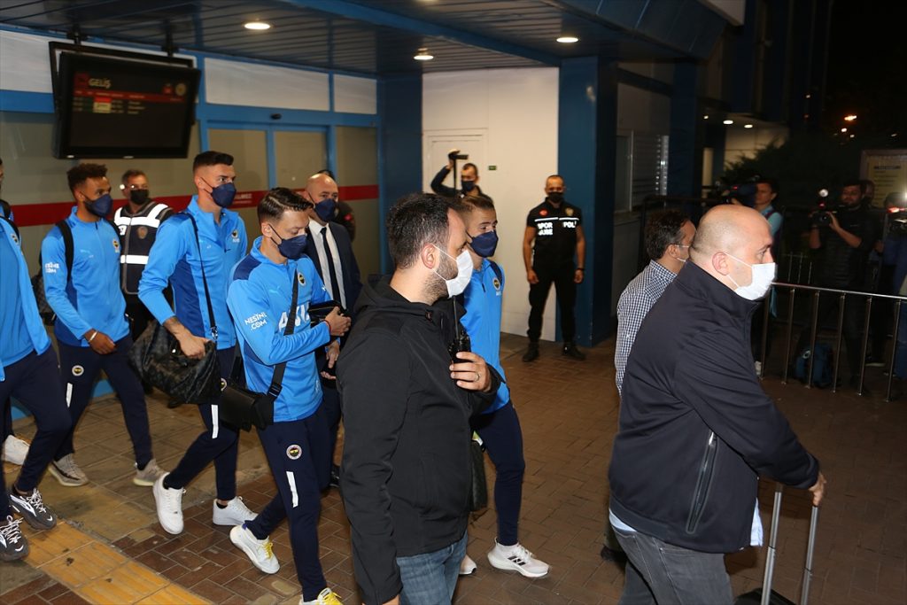 Fenerbahçe kafilesi, Trabzon’a geldi