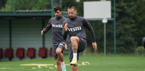 Trabzonsporlu futbolcu Hamsik’in adalesinde ödem tespit edildi