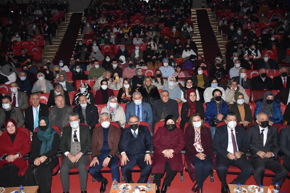 Trabzon’da “Bir Vatan Şairi: Mehmet Akif Ersoy” albümünün gala konseri düzenlendi