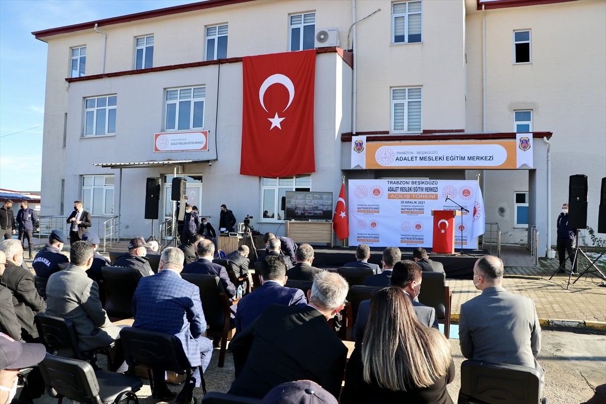 Trabzon’da Adalet Mesleki Eğitim Merkezi törenle açıldı