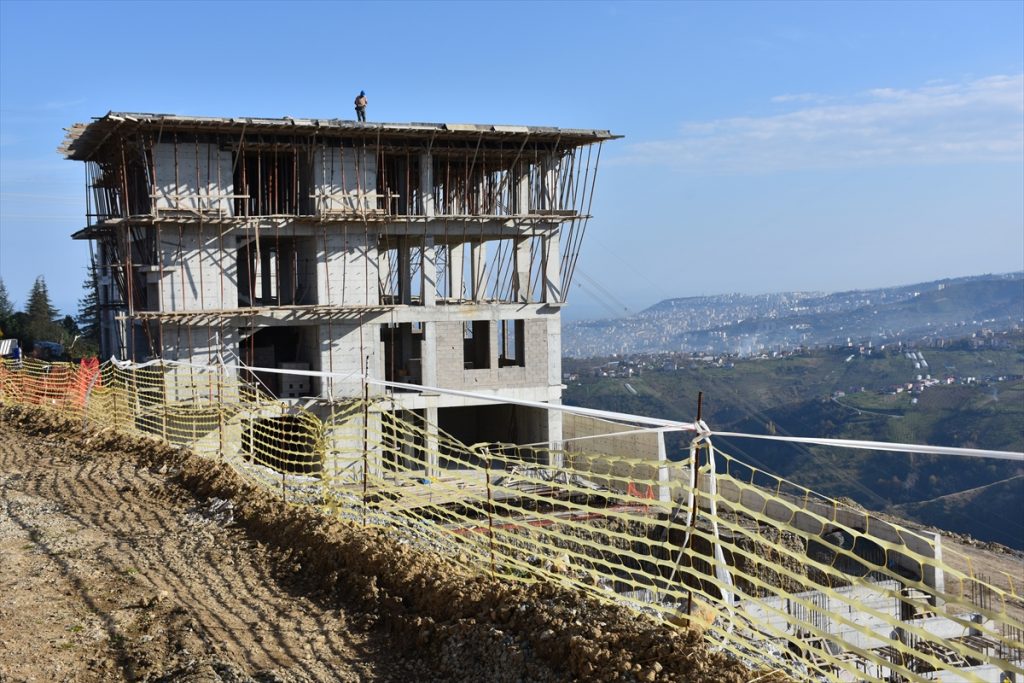 Doğu Karadeniz’in en büyük İl AFAD Yönetim Merkezinin yapımı sürüyor