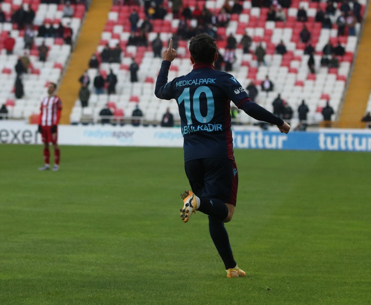Trabzonspor’da Abdülkadir Ömür’ün dönüşü
