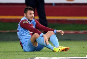 Trabzonspor’un transfer gündemindeki Yusuf Erdoğan, kente geldi