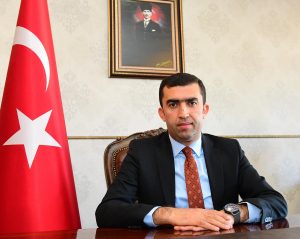 TRABZON MİLLİ EĞİTİM MÜDÜRÜ FETTAHOĞLU’NDAN ‘İSTİKLAL MARŞI’ MESAJI