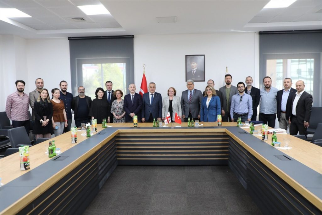 Trabzon Üniversitesi ile Batum Sanat Eğitimi Devlet Üniversitesi arasında protokol imzalandı