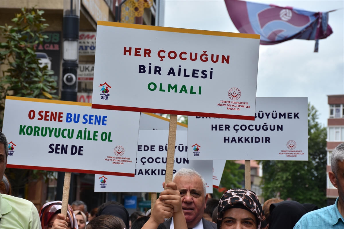 Trabzon’da “Koruyucu Aile Günü” yürüyüşü düzenlendi