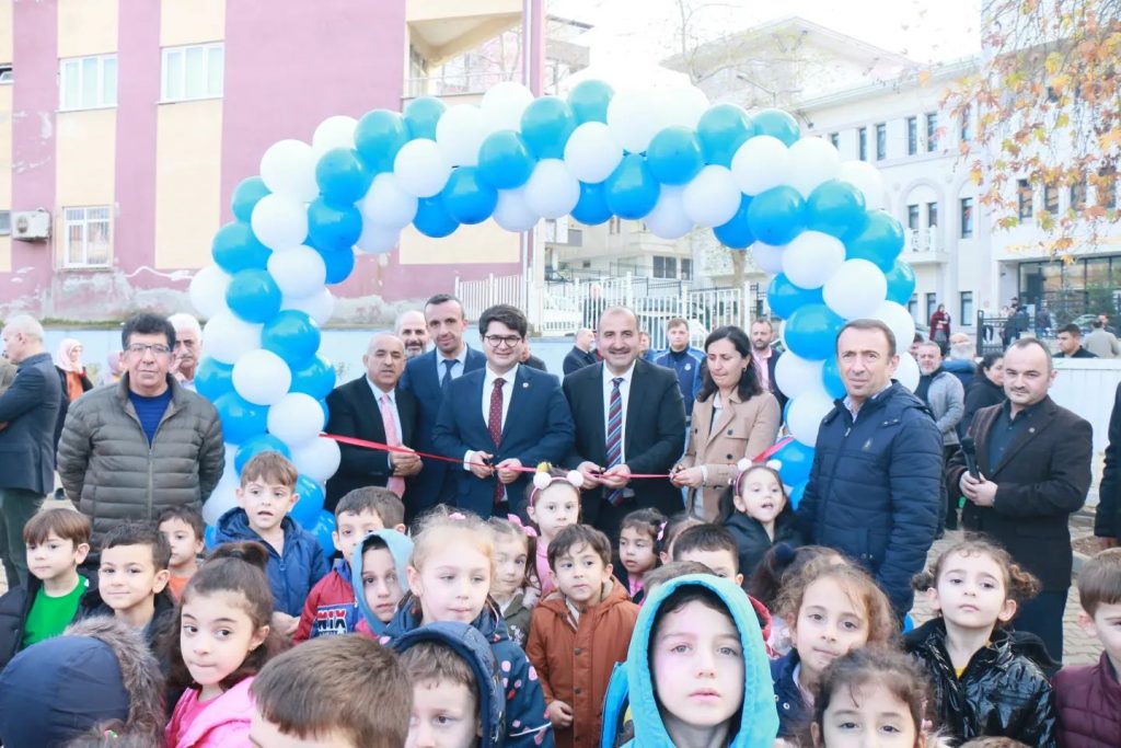 Çocuklarımızı mutlu etmeye devam ediyoruz