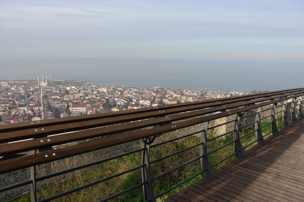Boztepe seyir terası turistlerin uğrak noktası olmaya hazırlanıyor