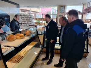 Arsin’de zabıta ekipleri denetim yaptı