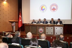 TOBB Başkanı Hisarcıklıoğlu, Trabzon’da iş insanlarıyla bir araya geldi