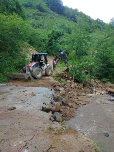 Arsin Fen İşleri Müdürlüğü çalışmalarına devam ediyor
