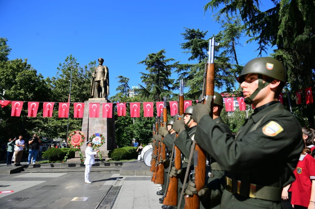 Atatürk’ün Trabzon’a Gelişinin 99. Yıl Dönümü Kutlandı