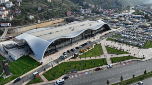 Yeni Otogar göz kamaştırıyor