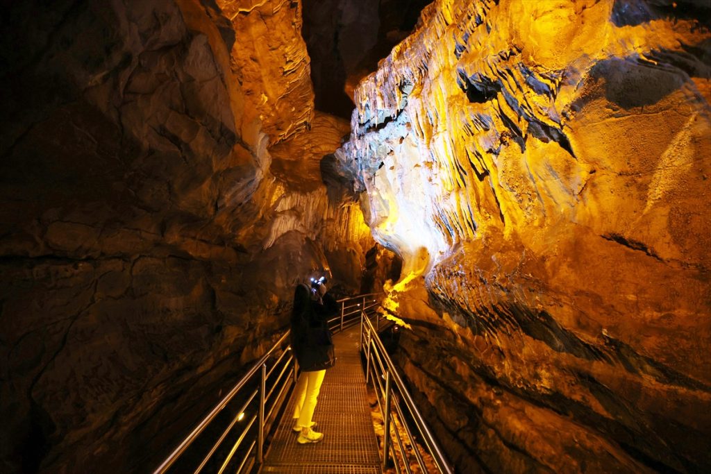 Doğu Karadeniz’in mağaraları her mevsim gezginlerin rotasında