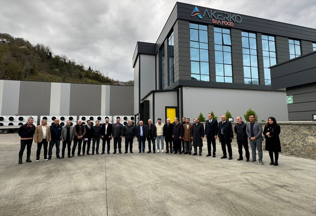 TBMM Su Ürünleri Araştırma Komisyonu üyeleri, Trabzon’da sektör temsilcilerinin sorunlarını dinledi