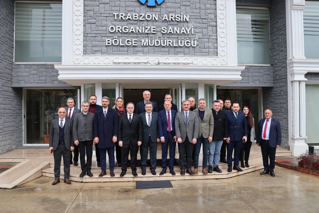 AHMET METİN GENÇ ARSİN OSB’YE MİSAFİR OLDU