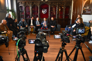 BAŞKAN GENÇ TRABZON GAZETECİLER CEMİYETİ’Nİ ZİYARET ETTİ